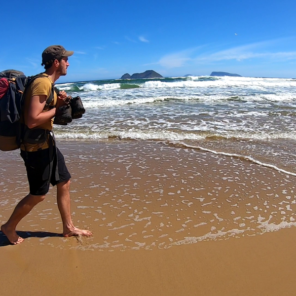 Marche paisible sur le sable